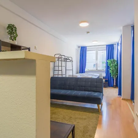 Ideal Fuer Familien Und Monteure, Zentral, Gemuetlich, Mit Fernseher * Bad Durrenberg