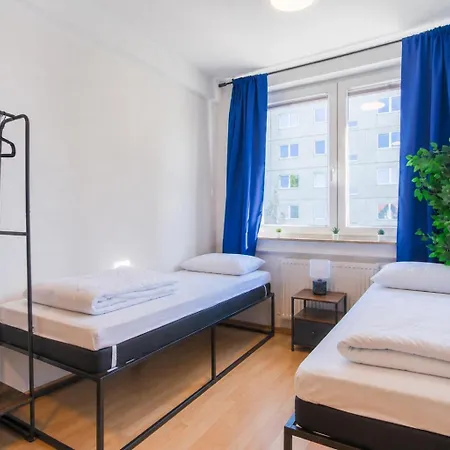 Apartment Ideal Fuer Familien Und Monteure, Zentral, Gemuetlich, Mit Fernseher